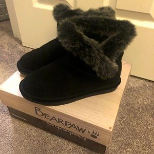Bear paw booties size7